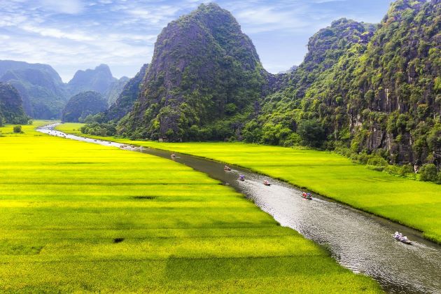 join a boat trip in tam coc ninh binh day trip