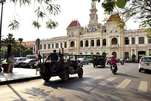 saigon city tour by vintage jeep