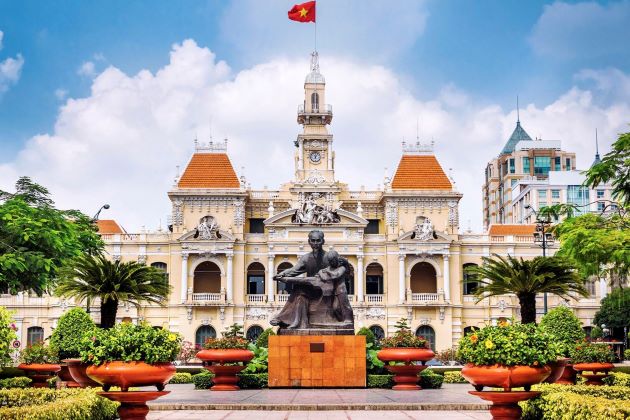 saigon vibrant city - Vietnam luxury tours