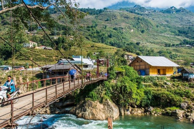 visit local village in sapa lao cai