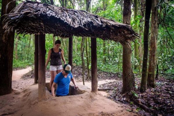 explore the underground of cu chi war tunnels