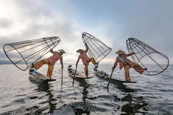 local fishermen in inle lake