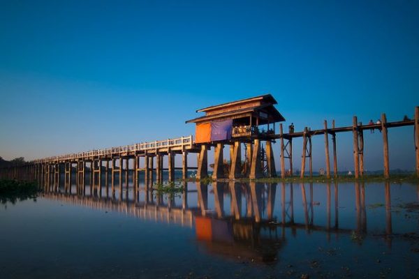 the well known u bein bridge