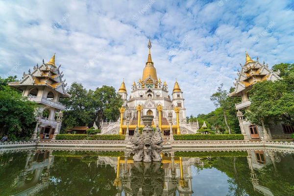 Buu Long Pagoda - Vietnam shore excursions