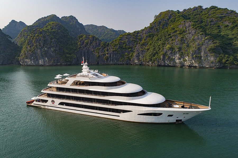 Cruise Along The World Heritage - Halong Bay Best 10 Day Tour Of Vietnam