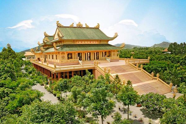 Niet Ban Tinh Xa Pagoda - Vietnam shore excursions