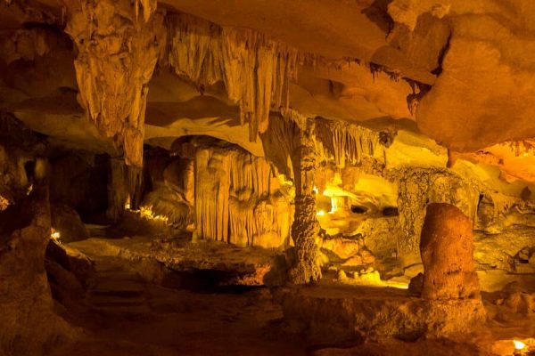 Thien Canh Son cave - Halong Bay Cruise Tours