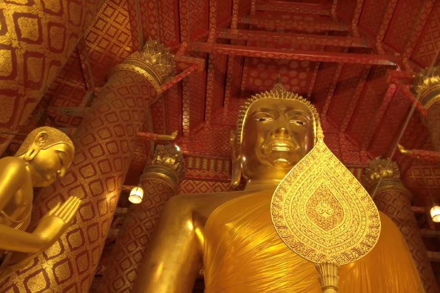 Wat Panancherng cruises to thailand cambodia and vietnam