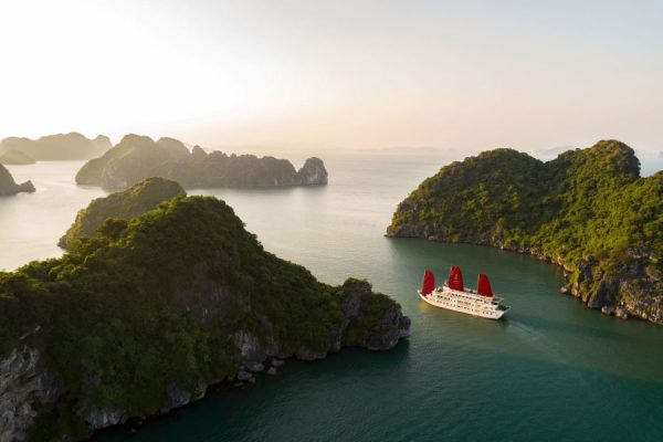 an overview of halong bay