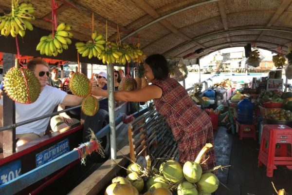 cai be floating market holidays thailand vietnam cambodia