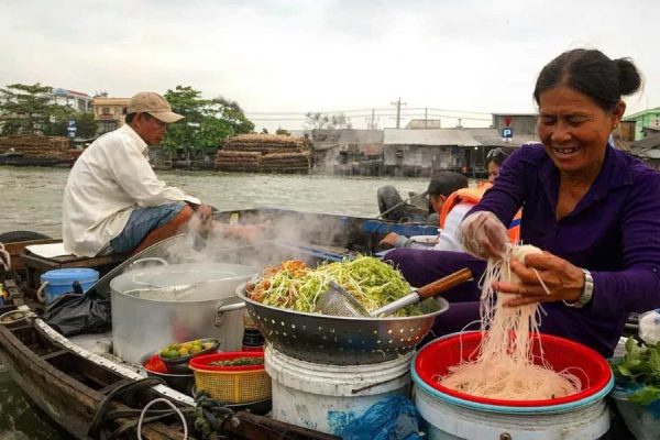 cai be floating market indochina river cruise