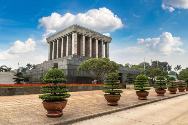 ho chi minh mausoleum thailand vietnam cambodia tour