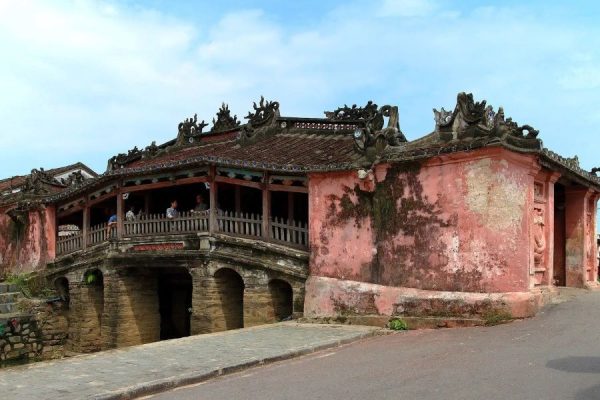 japanese covered bridge danang hoi an hue tour