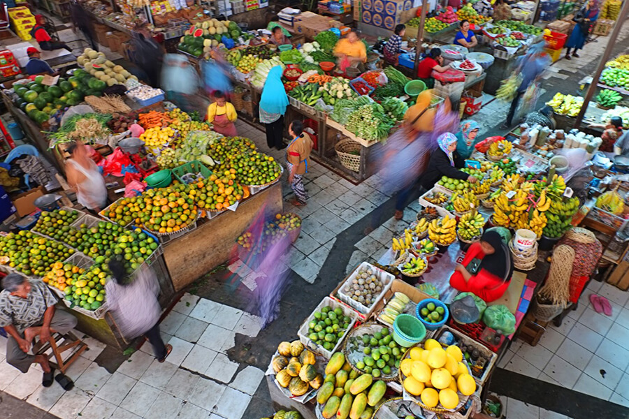 Local Vendor At Hoi An Market