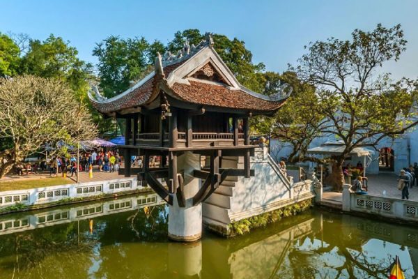 One Pillar Pagoda In Hanoi Vietnam - Vietnam luxury tours