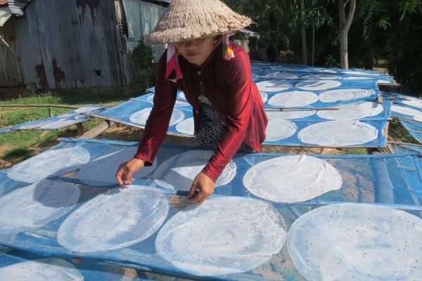 rice paper making village