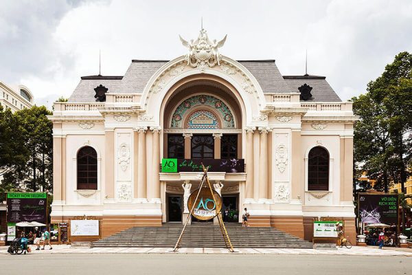 Saigon Opera House 17 Day Vietnam Trip