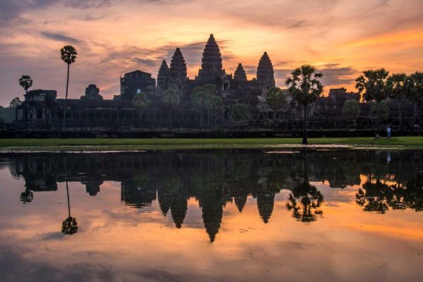 sunset at angkor holidays thailand vietnam cambodia