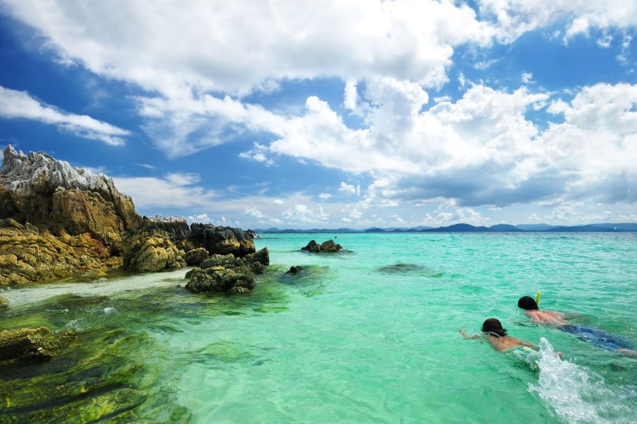 Swim at Nha Trang beach - Vietnam vacation