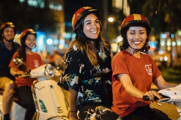 vespa tour in ho chi minh city after dark