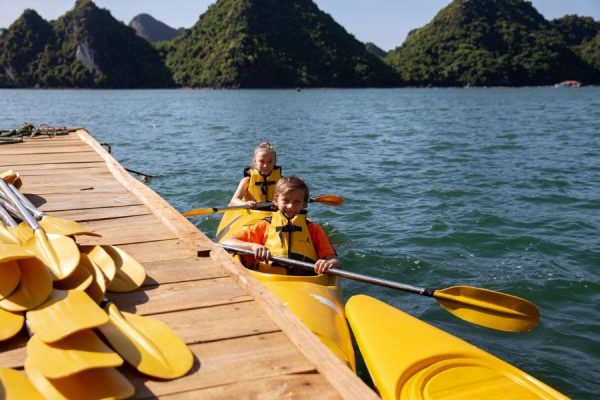 vietnam family holiday at halong bay