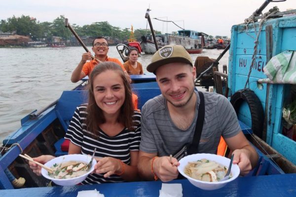 vietnam vacation to cai rang floating market