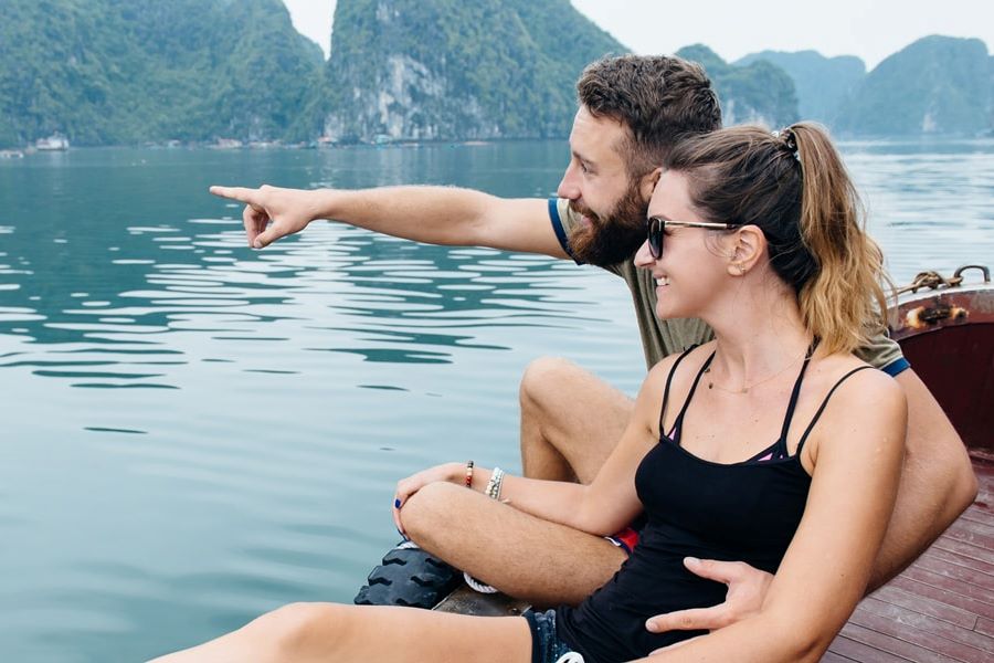 halong bay tours for couple