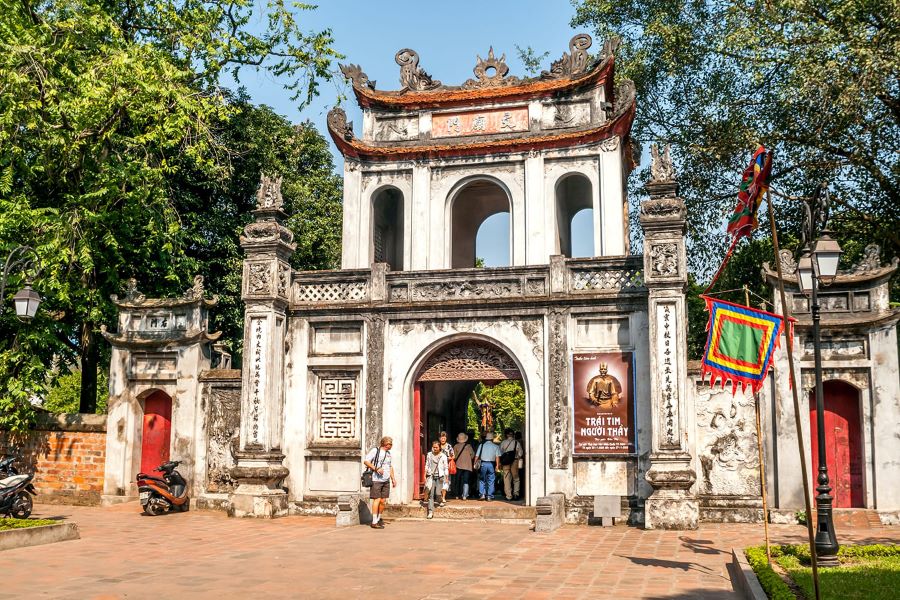 vietnam adventure tours to hanoi