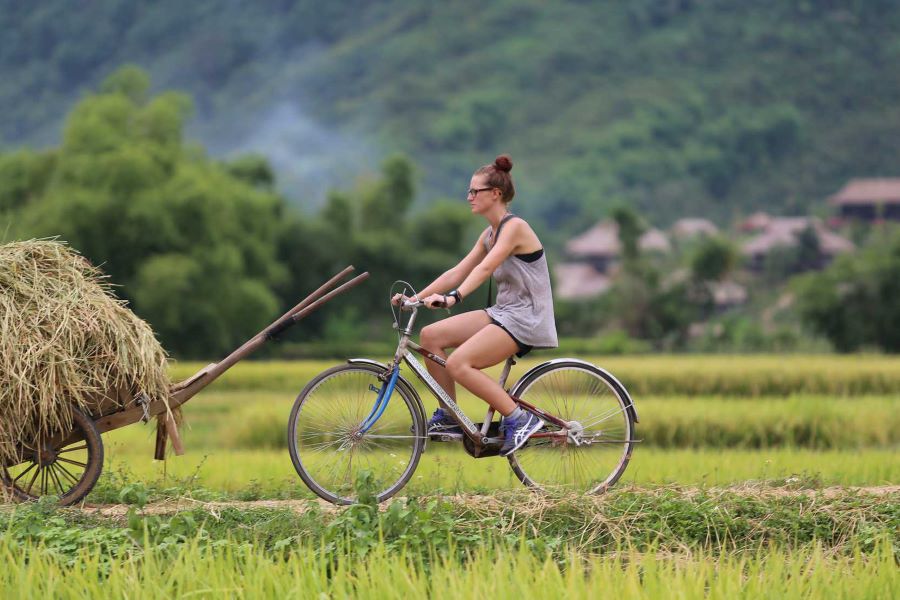 vietnam biking trips to mai chau