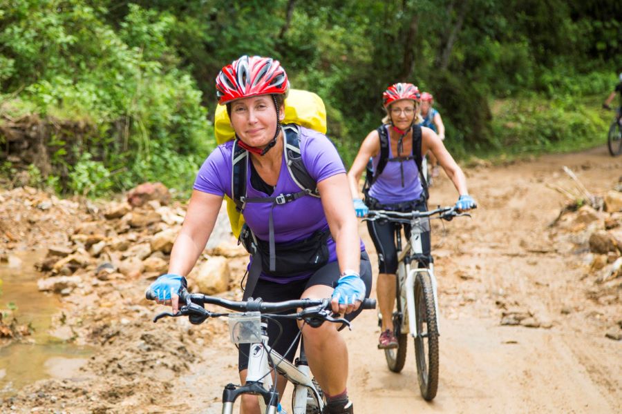 vietnam cycling tours to sapa