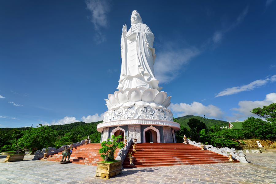 danang tour to linh ung pagoda