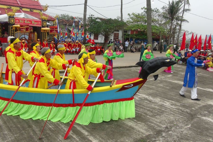 quang binh tours with culture