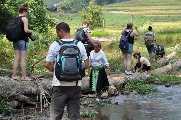 ba be national park trekking