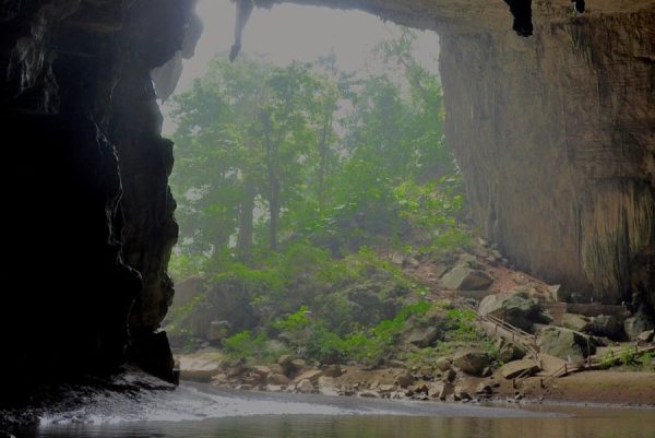 puong cave in bac kan