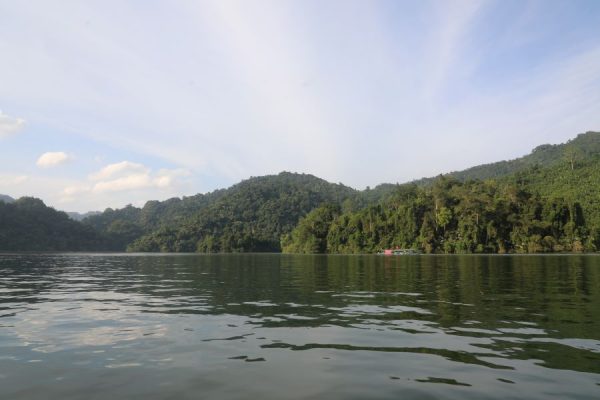 the boat tour on nang river in ba be national park