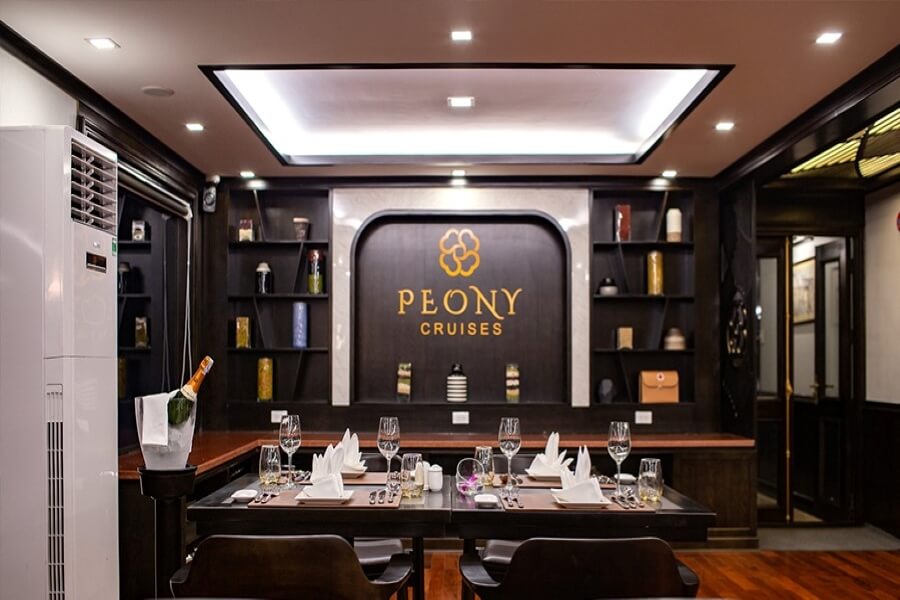 Peony Cruise Restaurant - Halong Bay Tours