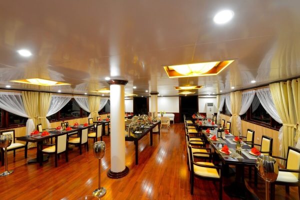 Swan Cruise Restaurant