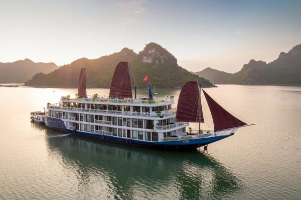 Verdure Lotus Cruise Halong