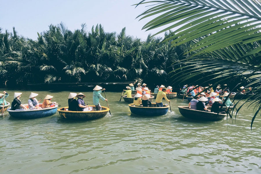 Bamboo Basket Boat in Hoi An - Vietnam vacations