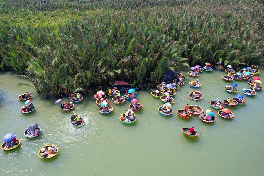 Basket Boat in Hoi An - Vietnam tour packages