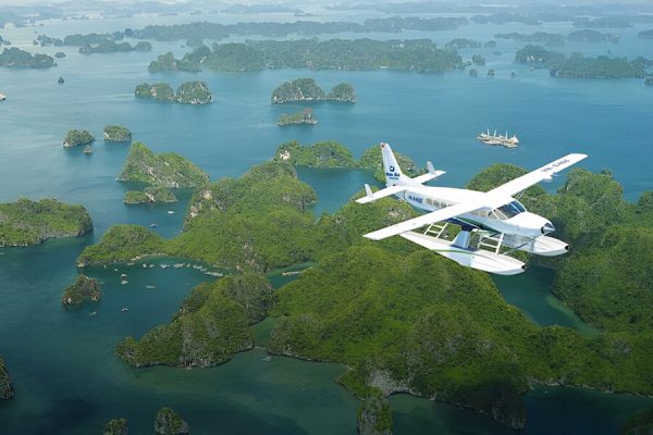 Bhaya Premium with Seaplane - Halong Bay Tours