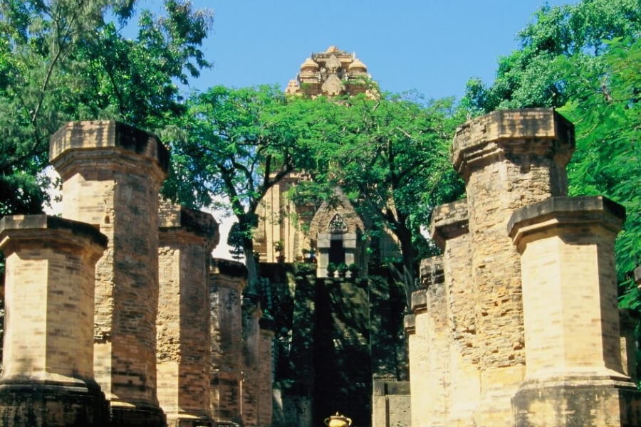 Cham Po Nagar Towers from Cau Da Port - Nha Trang Shore Excursions