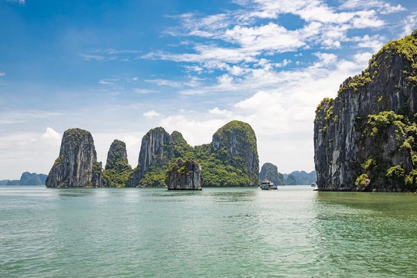 Halong Bay Cruise Tours