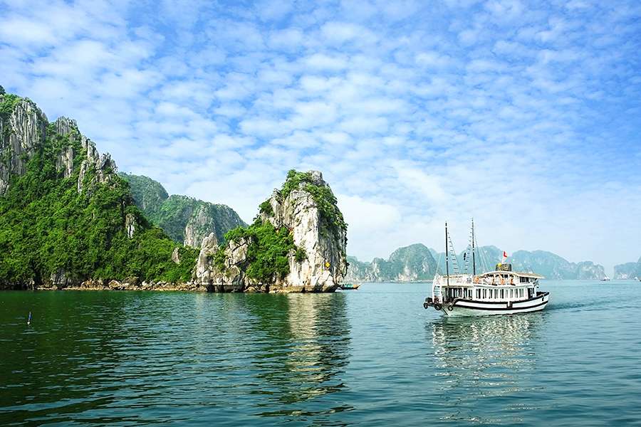 Halong Bay - Vietnam vacation packages