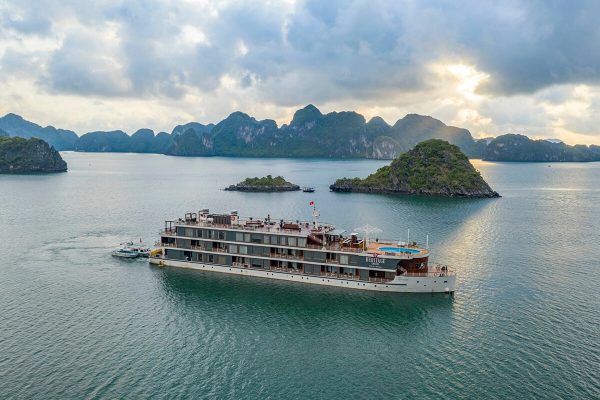 Heritage Cruise Binh Chuan