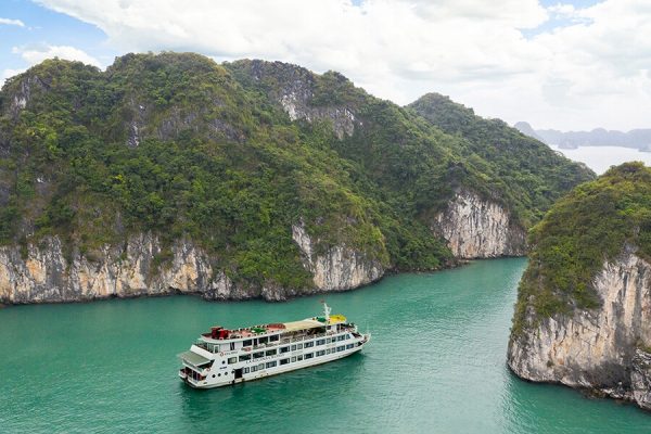 La Regina Royal Cruise - Halong Bay Tours