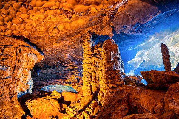 Surprise Cave - Halong Bay Tours