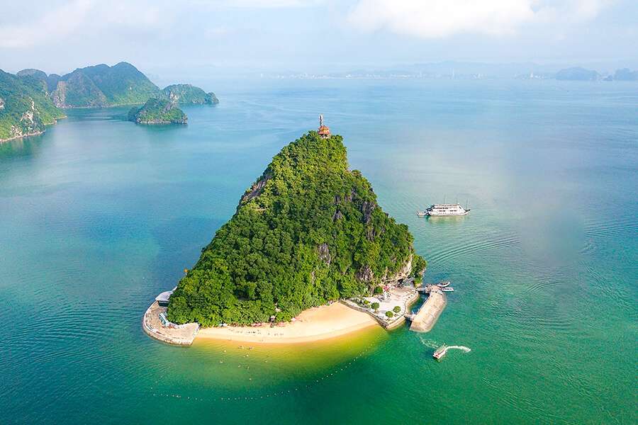 Titov Island - Halong Bay Tours