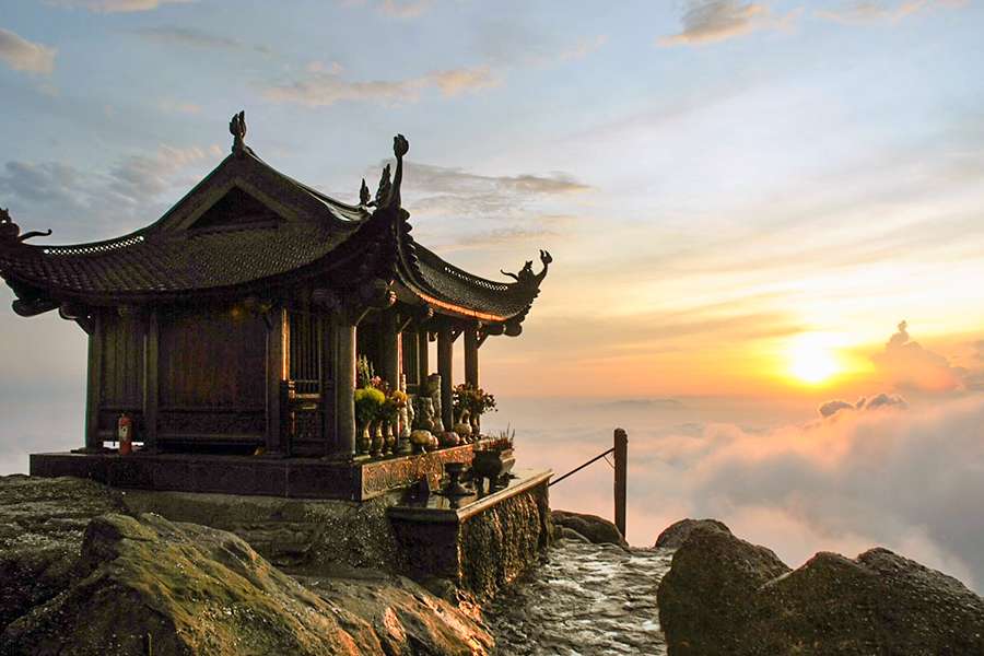 Yen Tu Pagoda - Halong Bay shore excursions