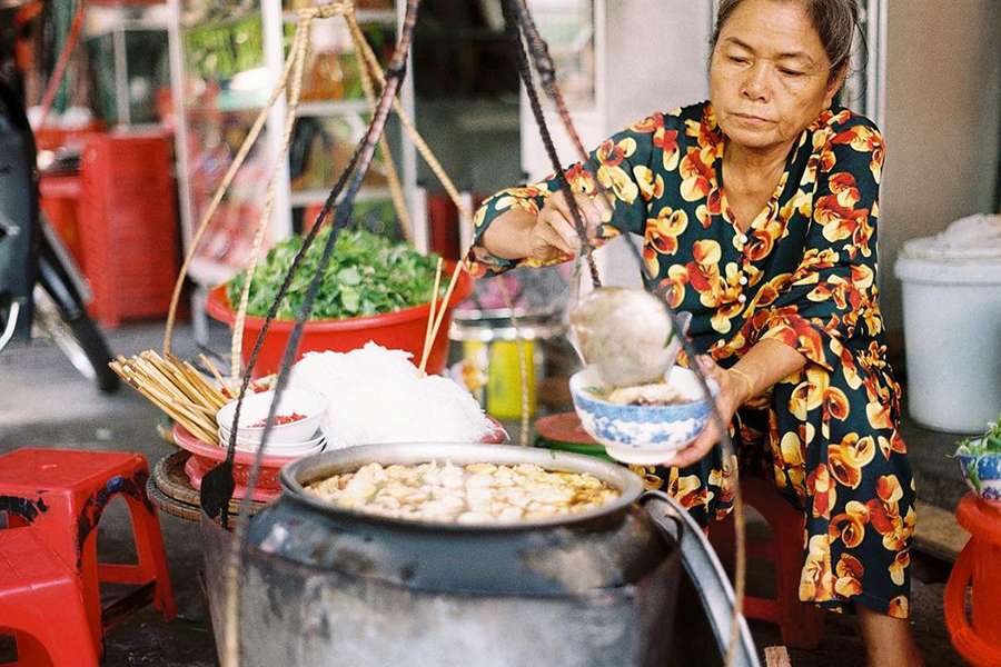 Dong Ba market -Vietnam Culinary Tours